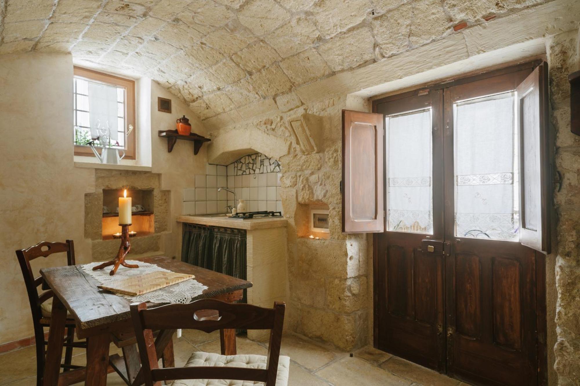 Borgoterra Bed & Breakfast Martano Exterior foto